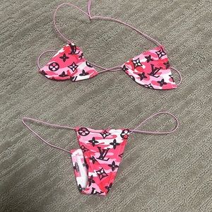 Exotic Dance Microkini